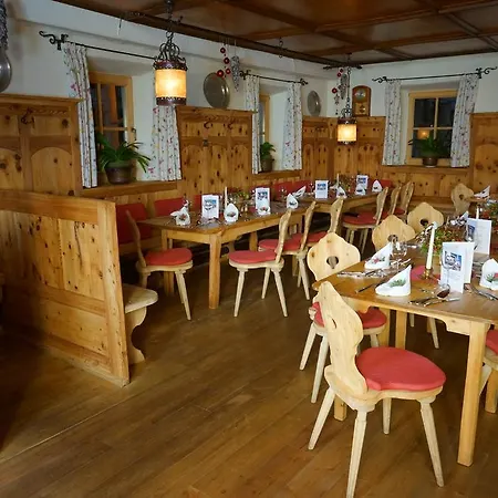 Kellerwirt 3* Oberau